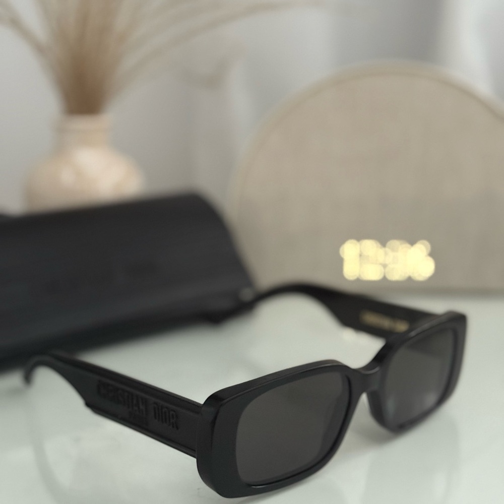 Dior Black Rectangular Sunglasses - Picture 1 of 5